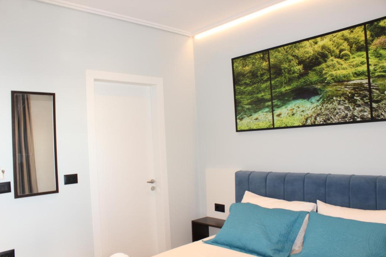 סרנדה Bebi Hotel And Apartments מראה חיצוני תמונה