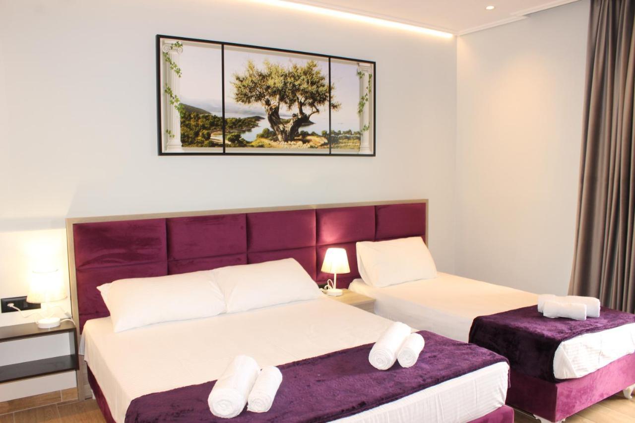 סרנדה Bebi Hotel And Apartments מראה חיצוני תמונה
