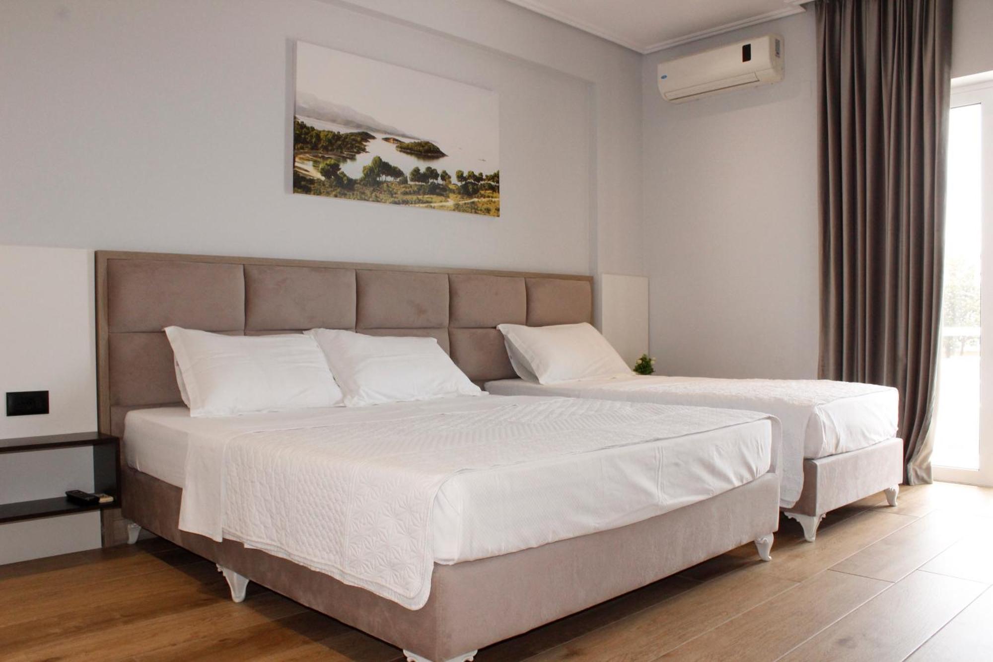 סרנדה Bebi Hotel And Apartments מראה חיצוני תמונה