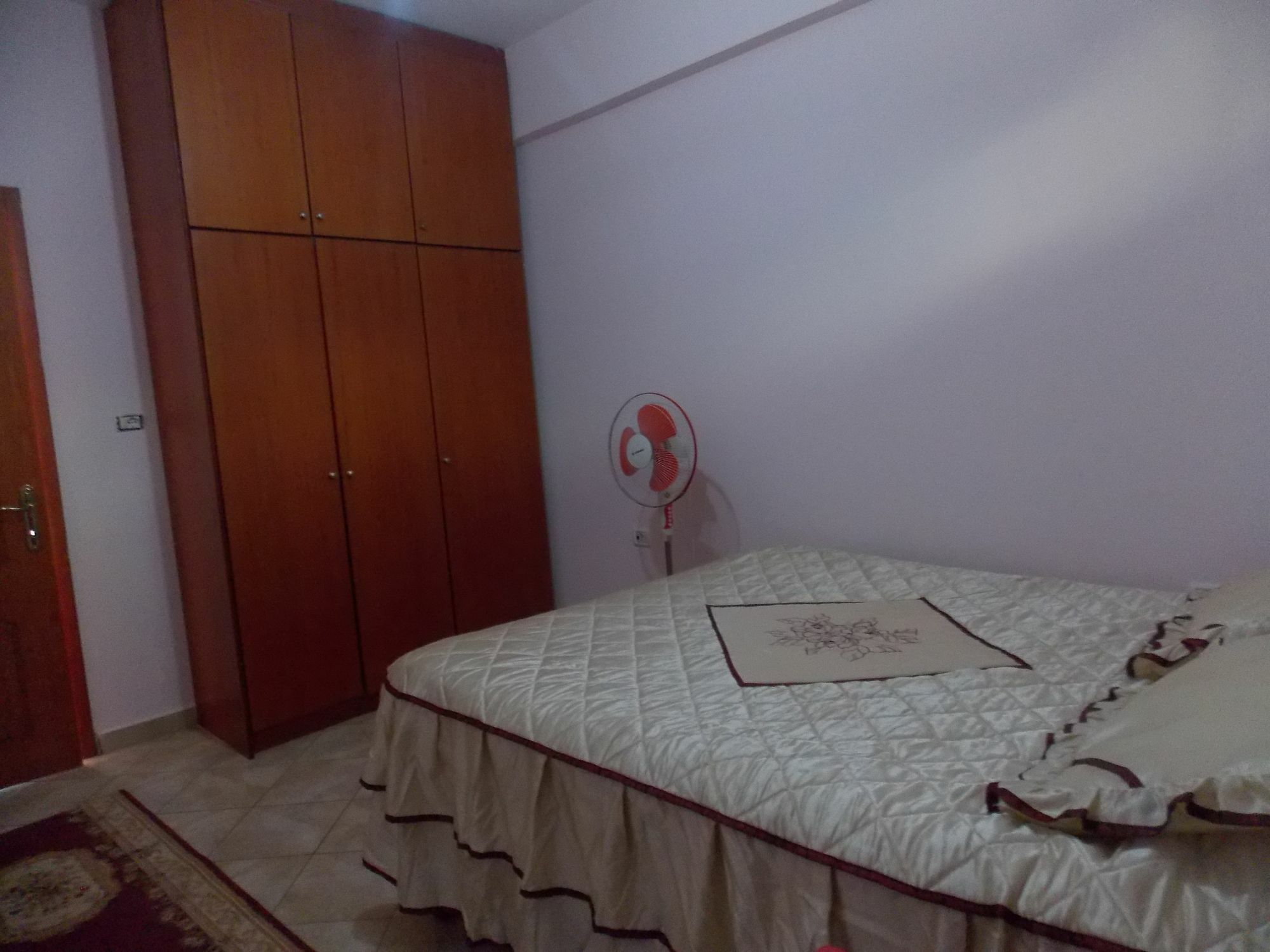סרנדה Bebi Hotel And Apartments מראה חיצוני תמונה